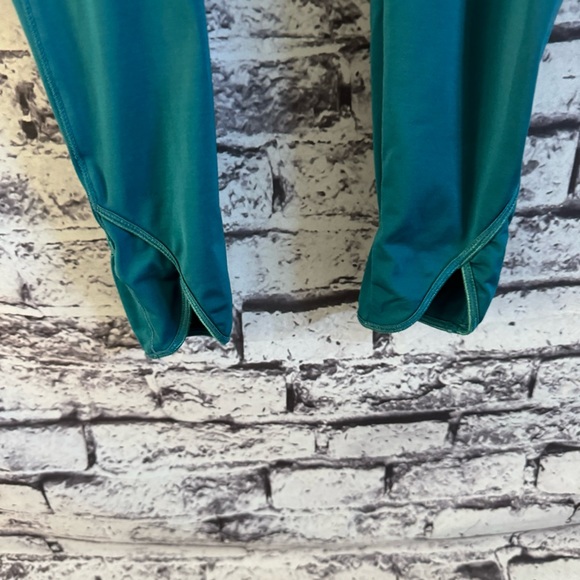 Studio by Capezio Donetta Stirrup Leggings SZ S - Picture 4 of 6